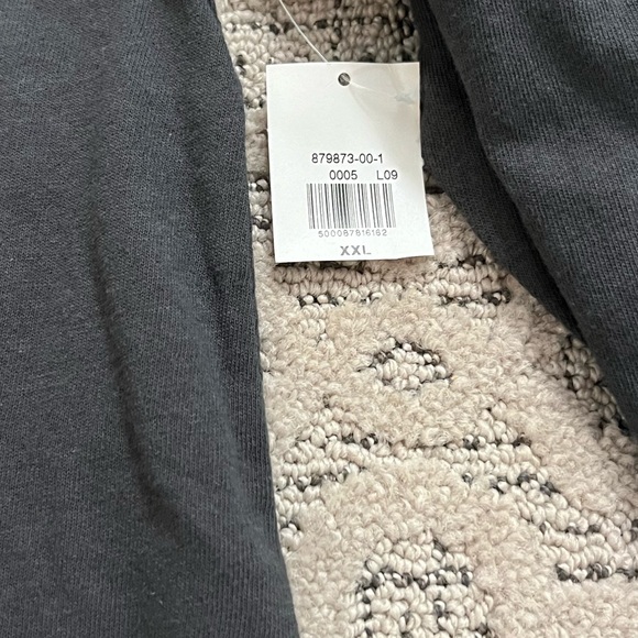 🎸 '21 Red Hot Chili Peppers RHCP Behind The Sun Multi Arm Text Long Sleeve T - Picture 3 of 12